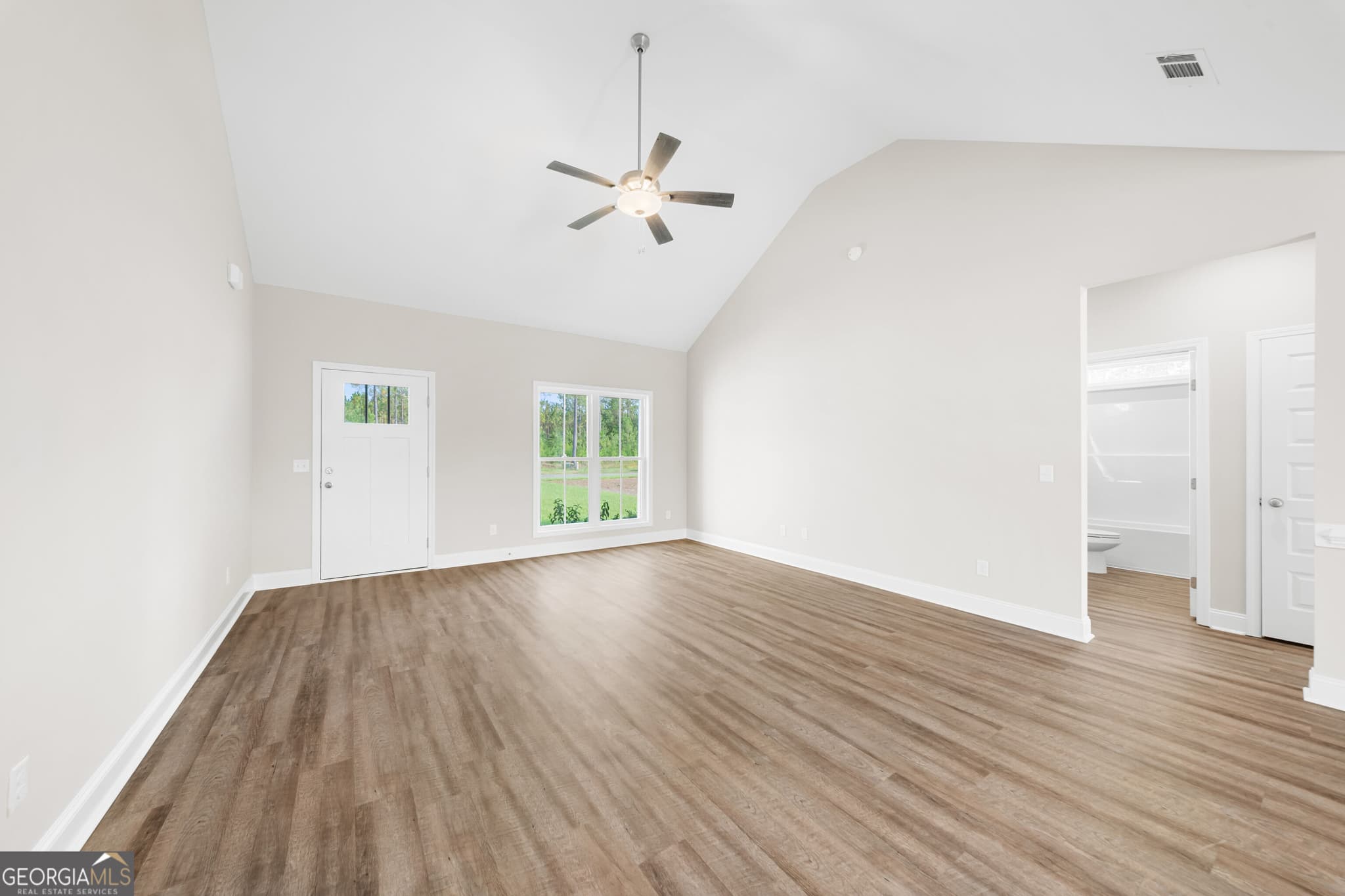 3 bedroom, 2 bathroom, 1,530 sq ft single family residence under contract at 664 Belfast Loop LOT 185, Ellabell, GA 31308 — photo 4