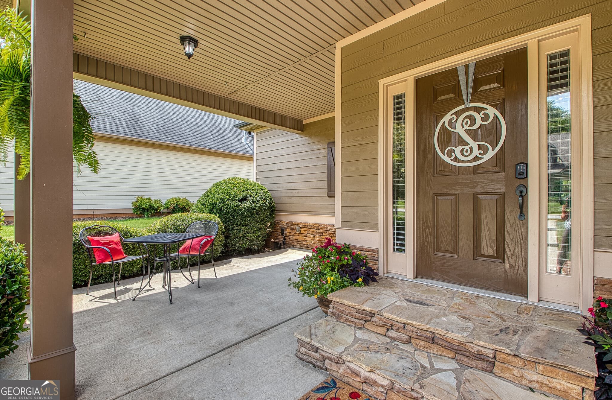 4 bedroom, 4.5 bathroom, 3,943 sq ft single family residence for sale at 193 Fairgreen Trace, Newnan, GA 30265 — photo 6