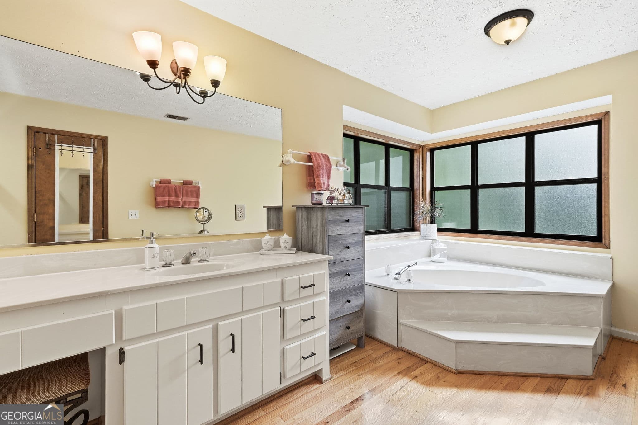 5 bedroom, 3 bathroom single family residence for sale at 2184 Deep Woods Way, Marietta, GA 30062 — photo 8