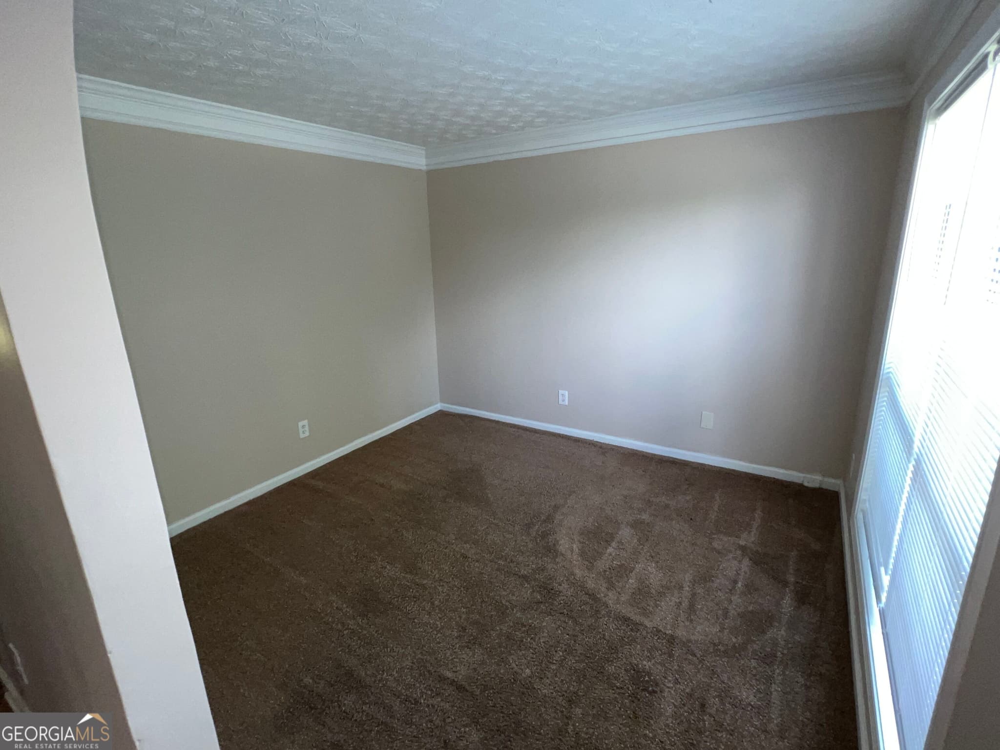4 bedroom, 2.5 bathroom, 2,452 sq ft single family residence for sale at 3880 Button Gate Court, Lithonia, GA 30038 — photo 3