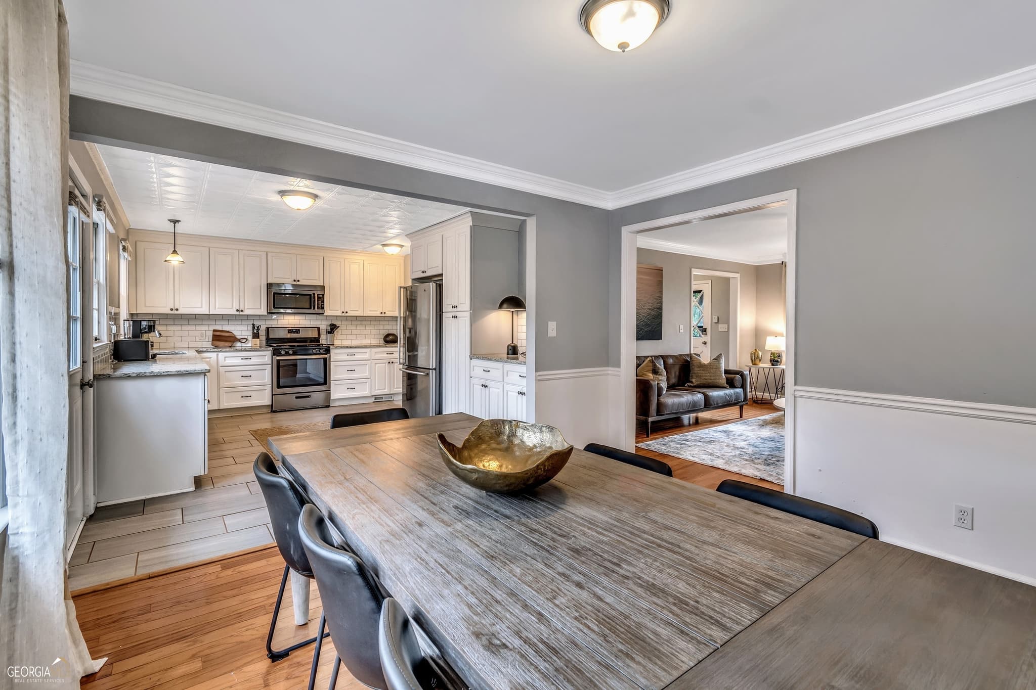 5 bedroom, 3 bathroom, 3,200 sq ft single family residence for rent at 367 Autumn Lane, Smyrna, GA 30082 for $6,400 a month — photo 7