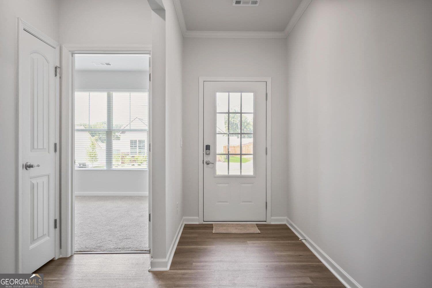 3 bedroom, 2 bathroom, 1,594 sq ft single family residence for sale at 61 Majestic Oak Circle, Dallas, GA 30132 — photo 2
