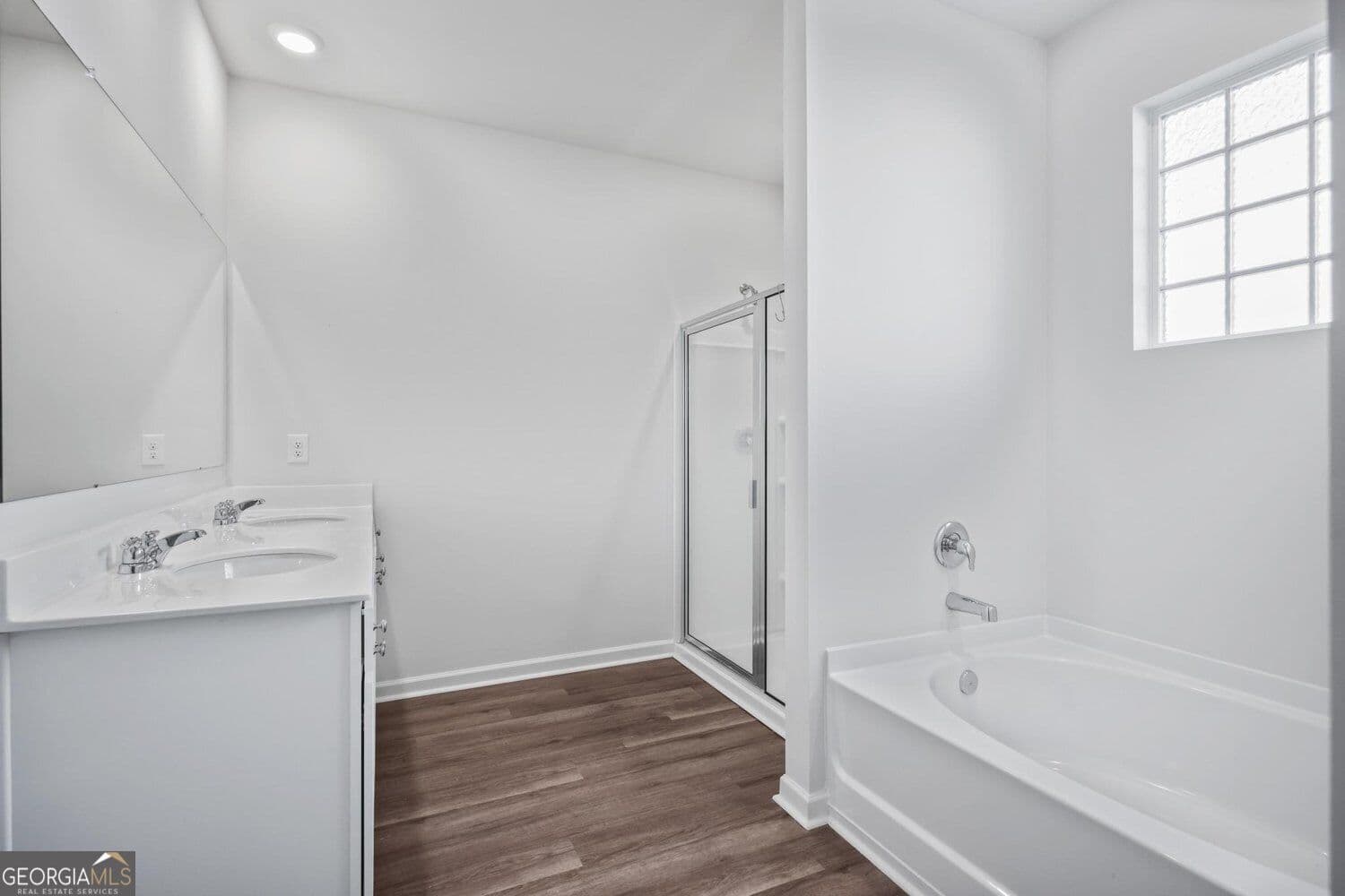 3 bedroom, 2 bathroom, 1,594 sq ft single family residence for sale at 61 Majestic Oak Circle, Dallas, GA 30132 — photo 7