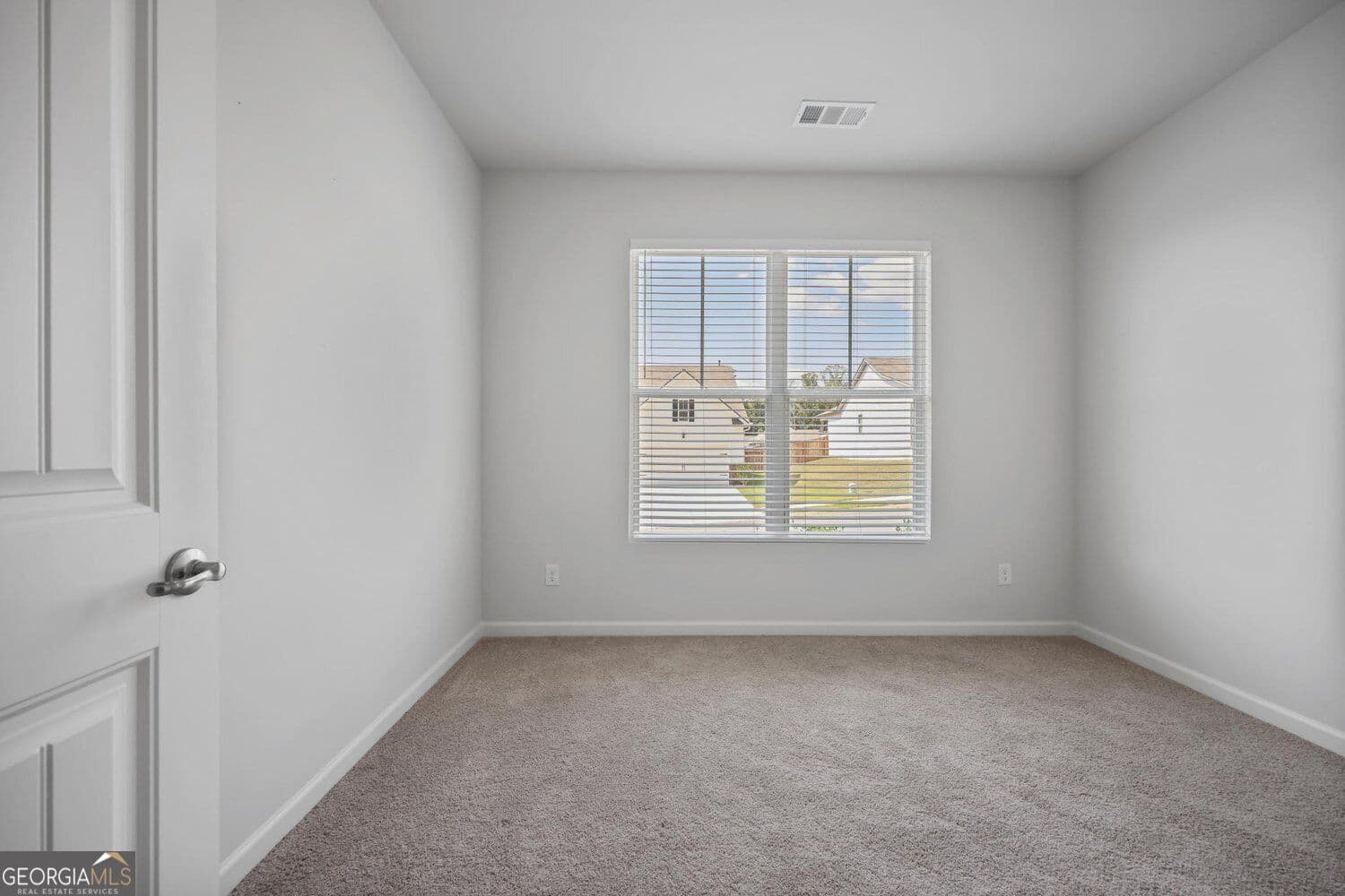3 bedroom, 2 bathroom, 1,594 sq ft single family residence for sale at 61 Majestic Oak Circle, Dallas, GA 30132 — photo 9