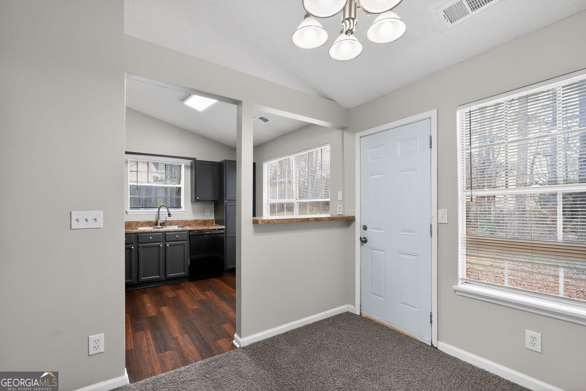 3 bedroom, 2 bathroom, 1,461 sq ft single family residence for sale at 3263 Rivermist Cove, Decatur, GA 30034 — photo 7