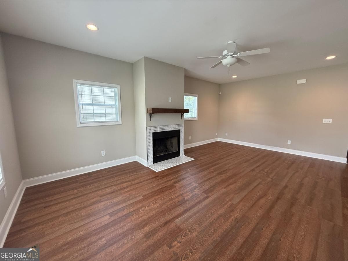 3 bedroom, 2 bathroom single family residence for rent at 519 Liberty Park Drive, Gainesville, GA 30501 for $1,895 a month — photo 3