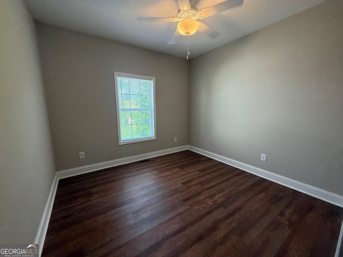 3 bedroom, 2 bathroom single family residence for rent at 519 Liberty Park Drive, Gainesville, GA 30501 for $1,895 a month — photo 9