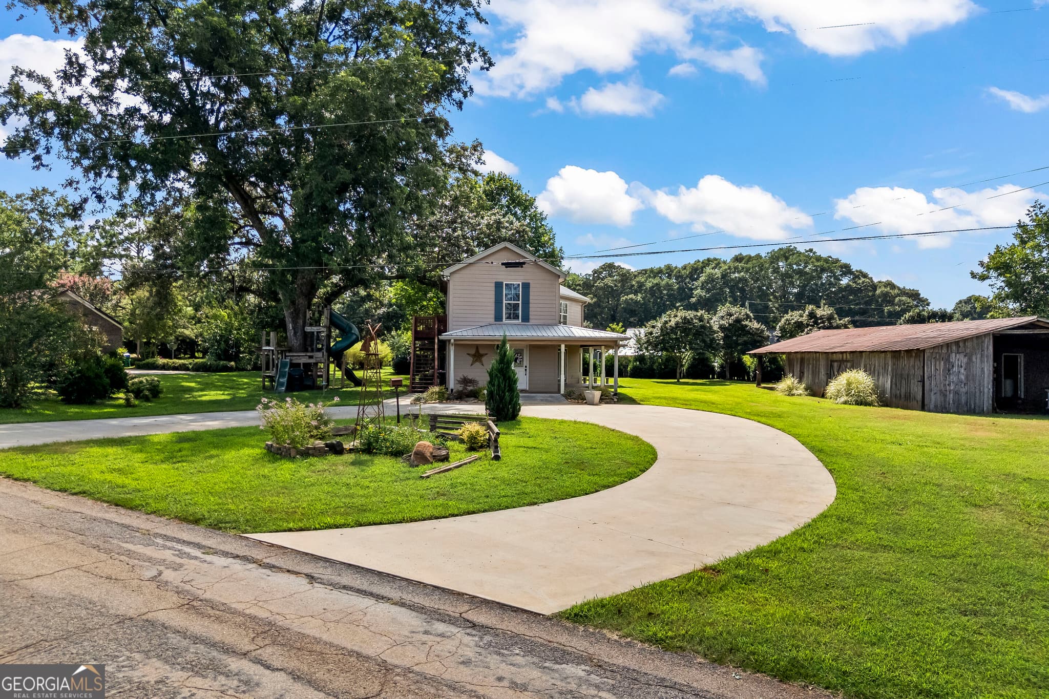 3 bedroom, 2.5 bathroom, 1,624 sq ft single family residence for sale at 271 & 291 Farmer Lane, Carnesville, GA 30521 — photo 2