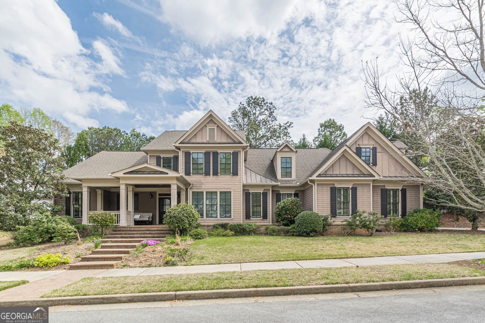 4 bedroom, 3.5 bathroom, 3,840 sq ft single family residence for sale at 774 Barrett Village Lane, Marietta, GA 30064 — photo 3