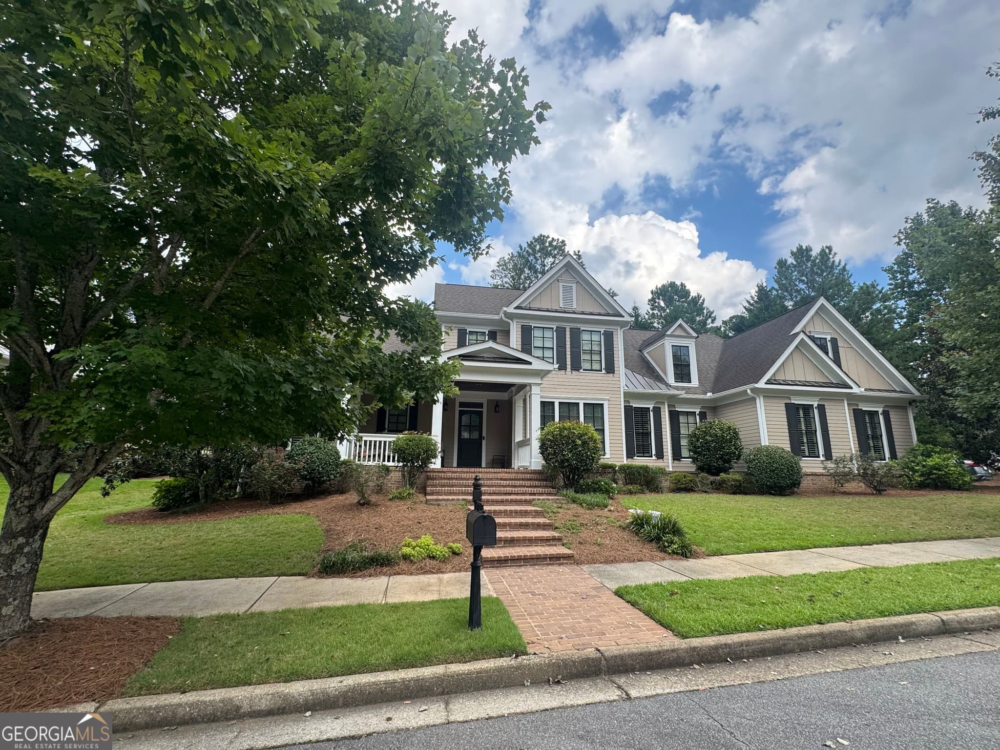 4 bedroom, 3.5 bathroom, 3,840 sq ft single family residence for sale at 774 Barrett Village Lane, Marietta, GA 30064 — photo 1 of 59