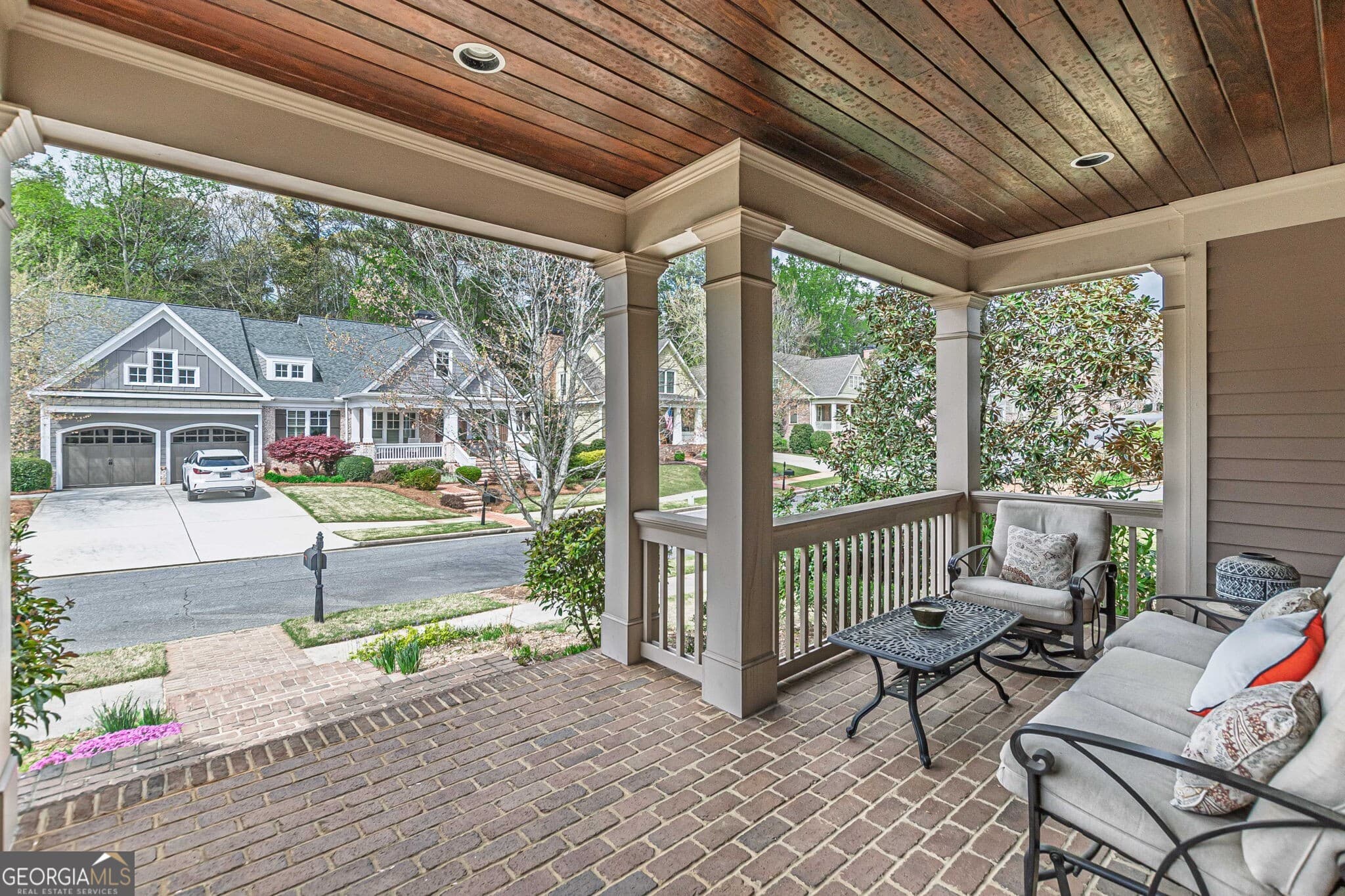 4 bedroom, 3.5 bathroom, 3,840 sq ft single family residence for sale at 774 Barrett Village Lane, Marietta, GA 30064 — photo 5