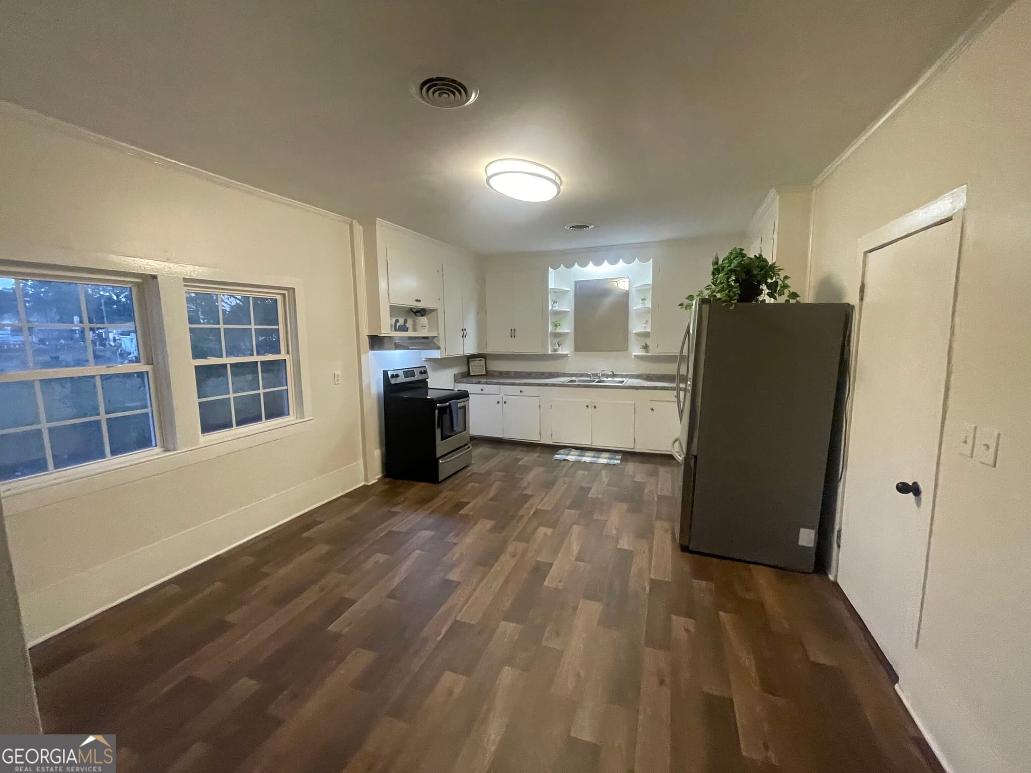 3 bedroom, 2 bathroom, 1,801 sq ft single family residence for sale at 426 Salem Road, Thomson, GA 30824 — photo 7
