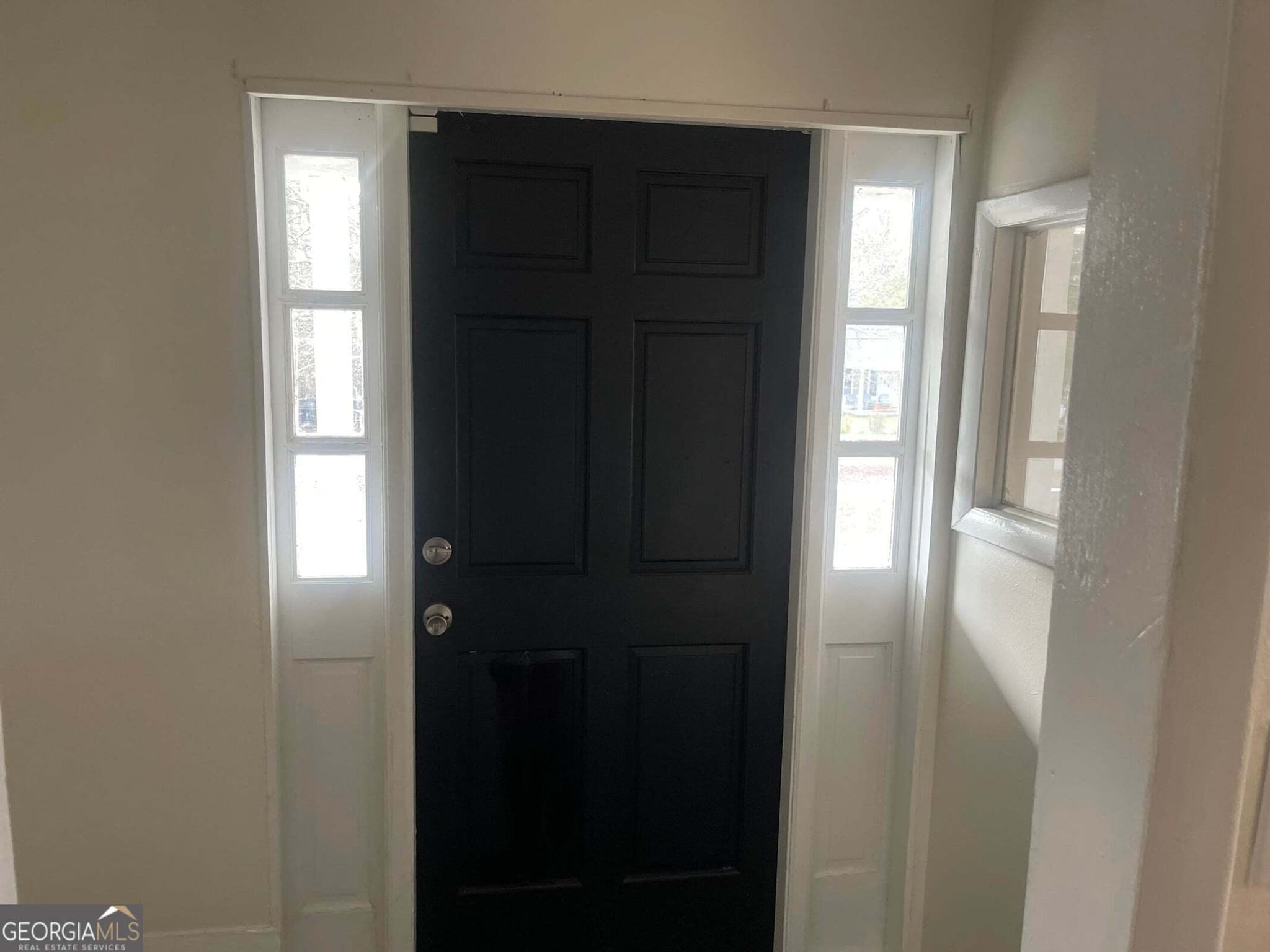 3 bedroom, 2 bathroom, 1,801 sq ft single family residence for sale at 426 Salem Road, Thomson, GA 30824 — photo 3