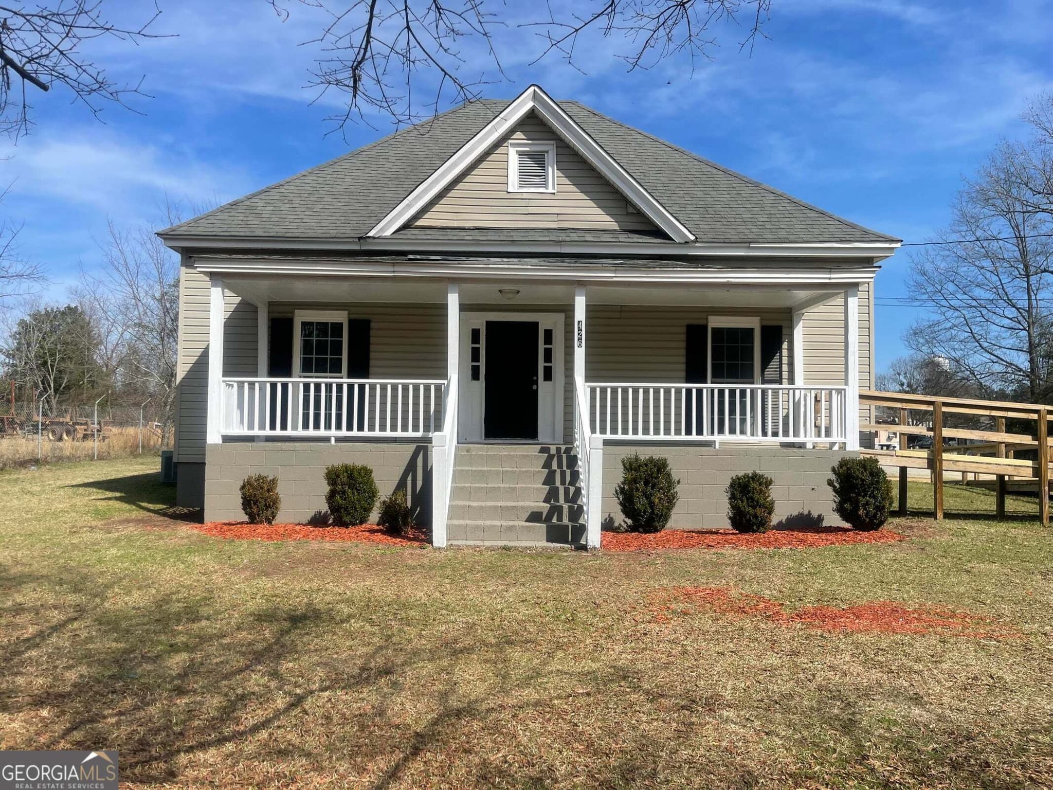 3 bedroom, 2 bathroom, 1,801 sq ft single family residence for sale at 426 Salem Road, Thomson, GA 30824