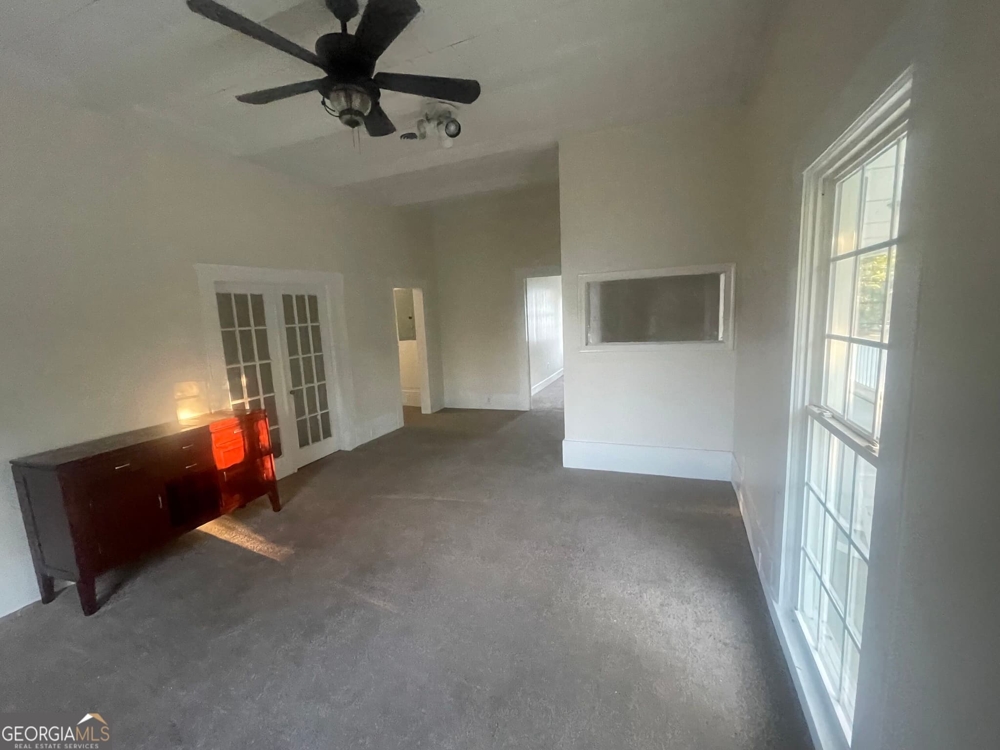 3 bedroom, 2 bathroom, 1,801 sq ft single family residence for sale at 426 Salem Road, Thomson, GA 30824 — photo 5