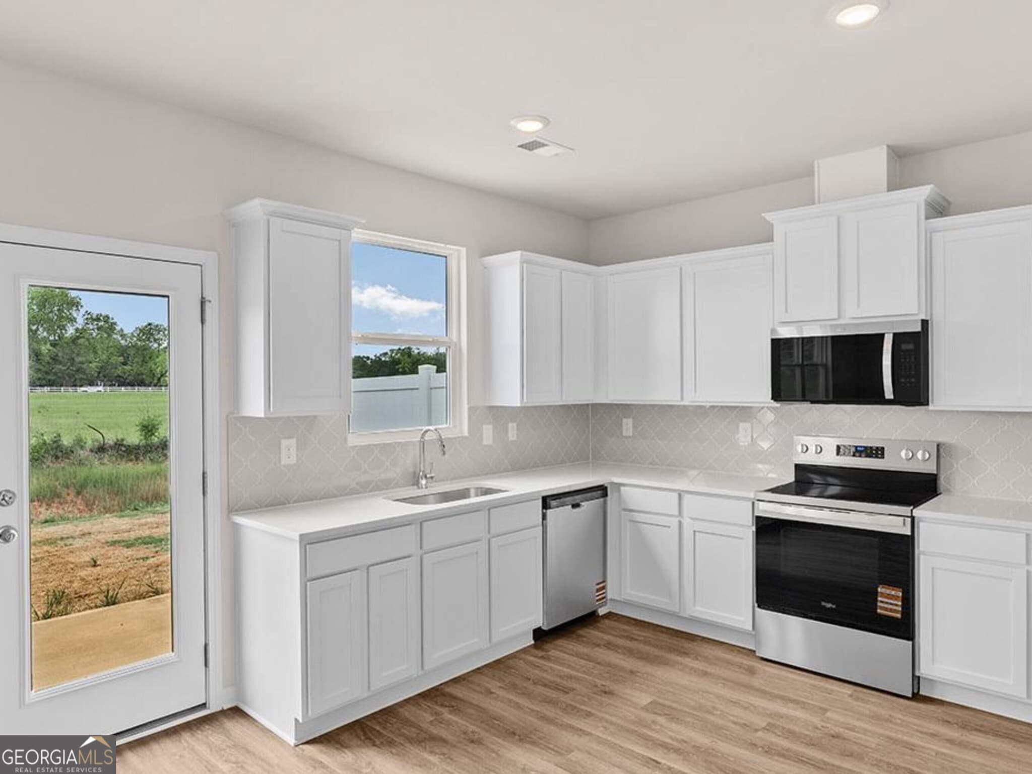 3 bedroom, 2 bathroom, 1,046 sq ft single family residence for sale at 234B Lavendar Lane, Perry, GA 31069 — photo 6