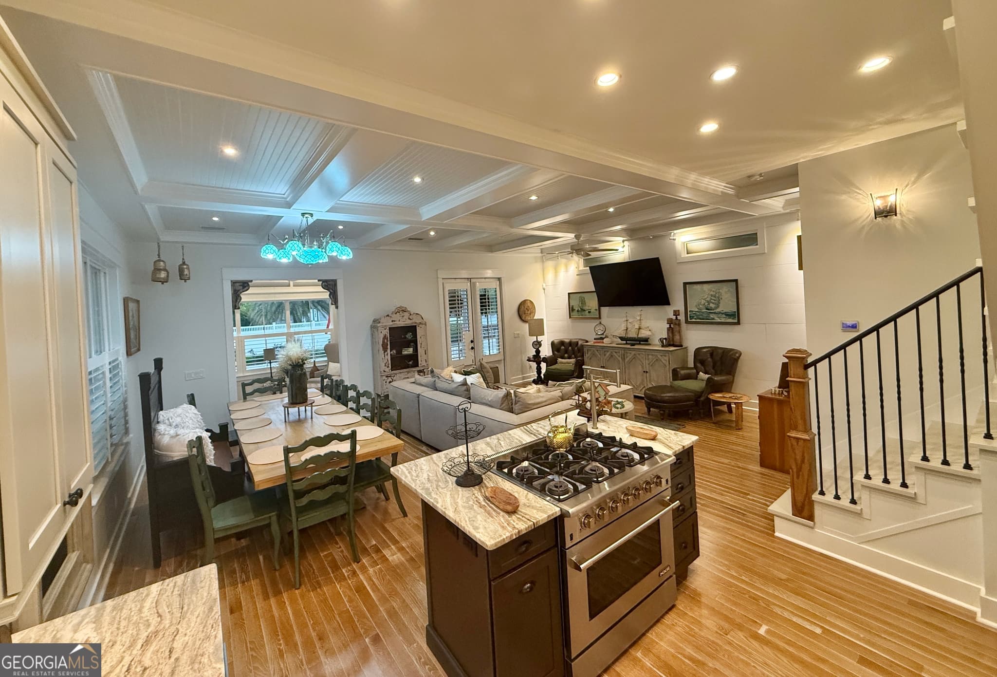 4 bedroom, 4.5 bathroom, 3,077 sq ft single family residence for sale at 1040 Demere Road, St. Simons, GA 31522 — photo 5