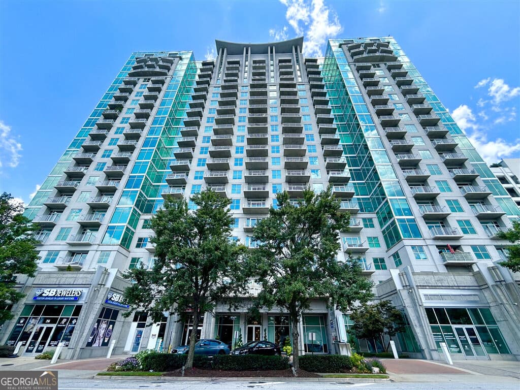 2 bedroom, 2 bathroom, 1,056 sq ft condominium for sale at 250 Pharr Road APT 1801, Atlanta, GA 30305 — photo 1 of 30