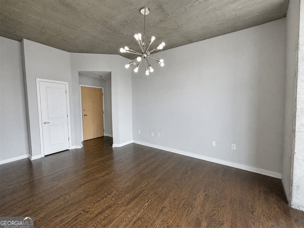 2 bedroom, 2 bathroom, 1,056 sq ft condominium for sale at 250 Pharr Road APT 1801, Atlanta, GA 30305 — photo 8