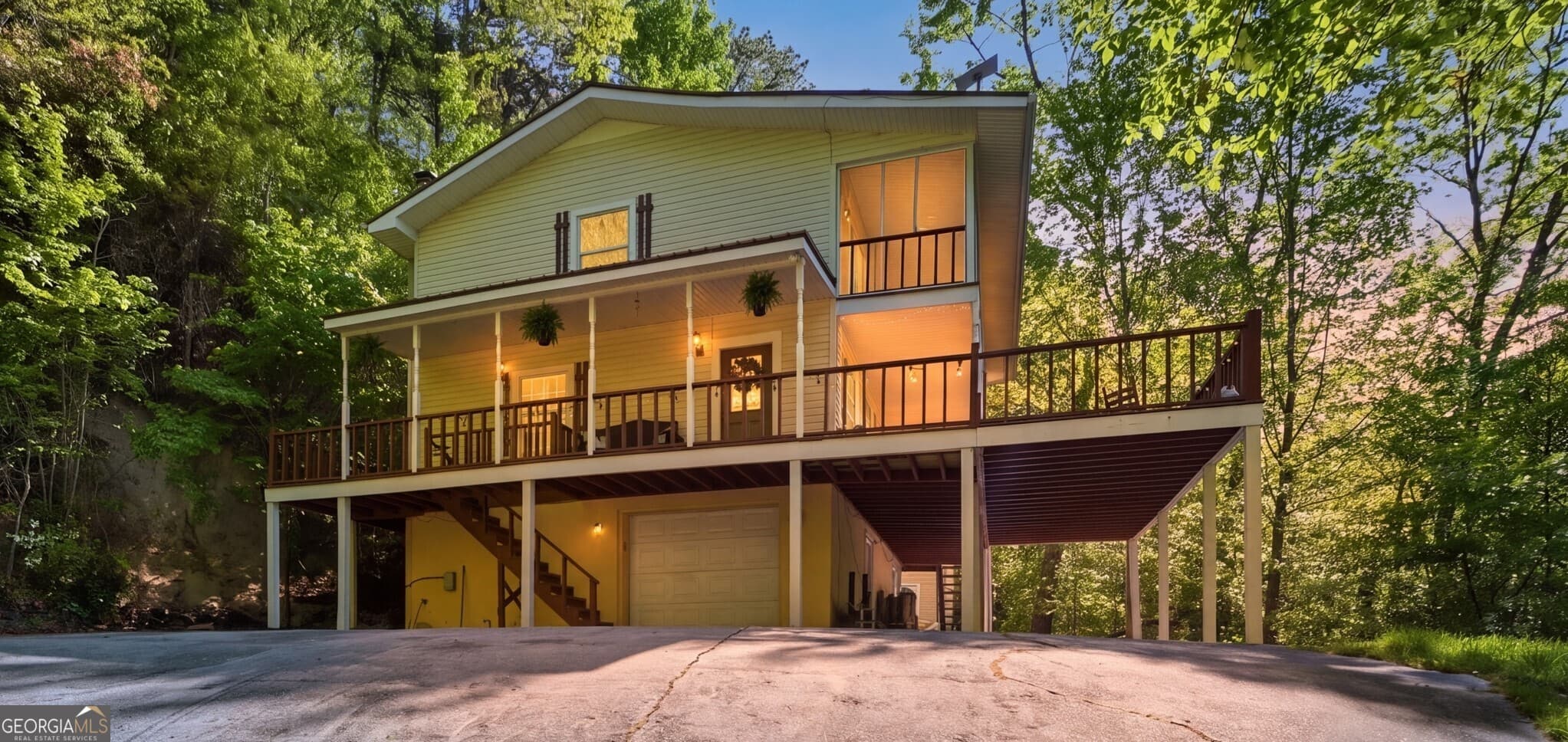 3 bedroom, 2.5 bathroom, 2,664 sq ft single family residence for sale at 325 Kitchins Lane, Clayton, GA 30525 — photo 2