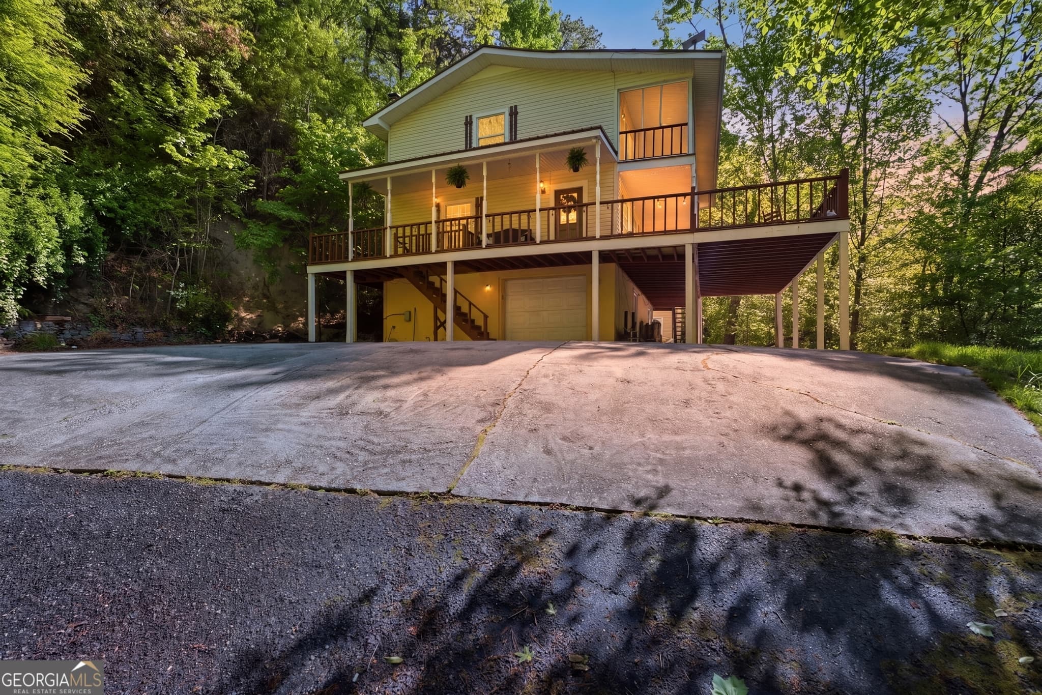 3 bedroom, 2.5 bathroom, 2,664 sq ft single family residence for sale at 325 Kitchins Lane, Clayton, GA 30525 — photo 5