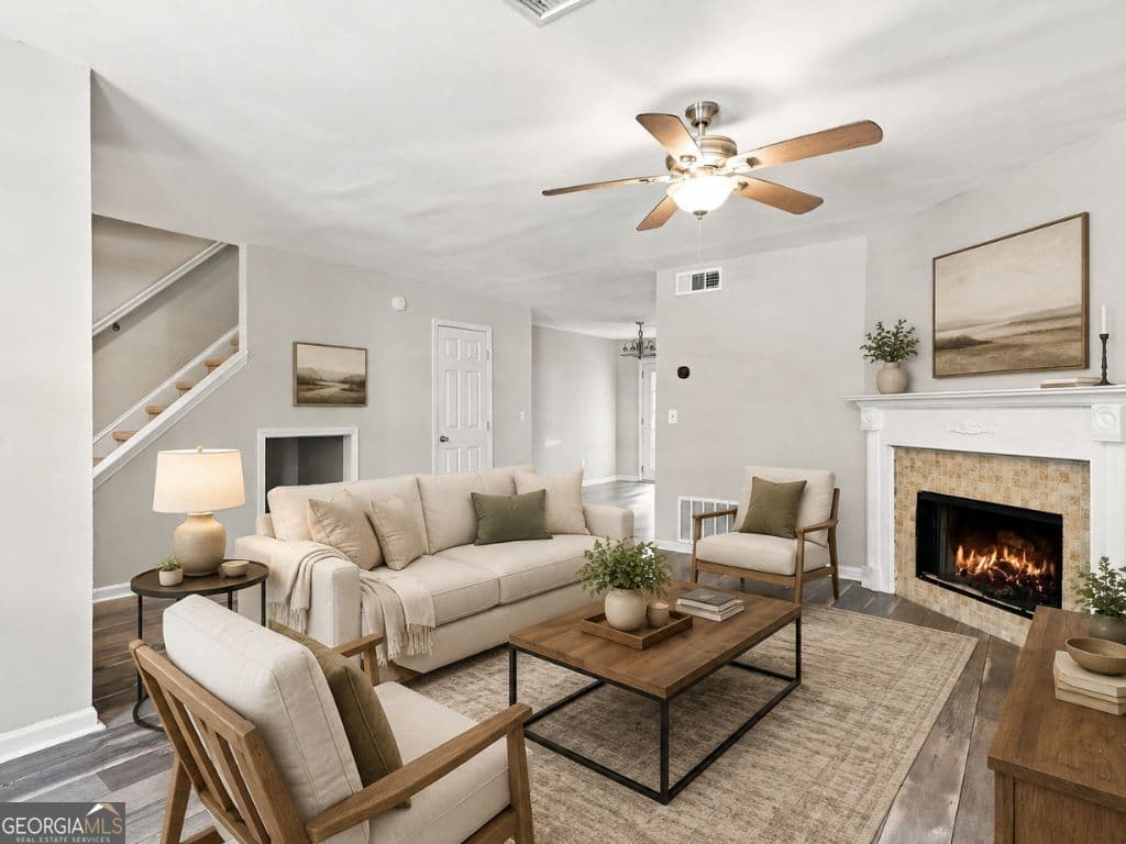 2 bedroom, 2.5 bathroom, 1,200 sq ft condominium for sale at 6422 Wedgeview Drive, Tucker, GA 30084 — photo 10