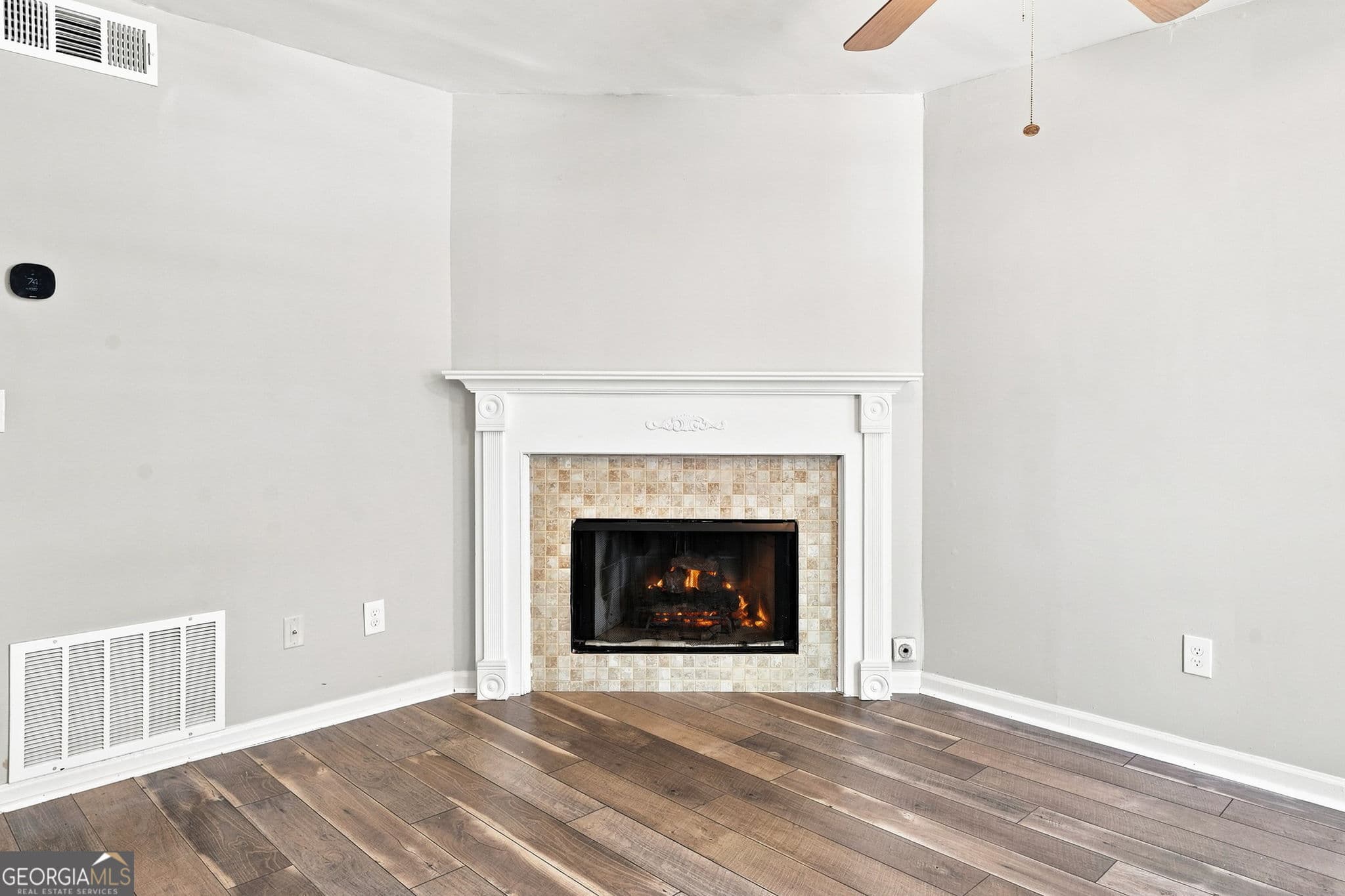 2 bedroom, 2.5 bathroom, 1,200 sq ft condominium for sale at 6422 Wedgeview Drive, Tucker, GA 30084 — photo 4