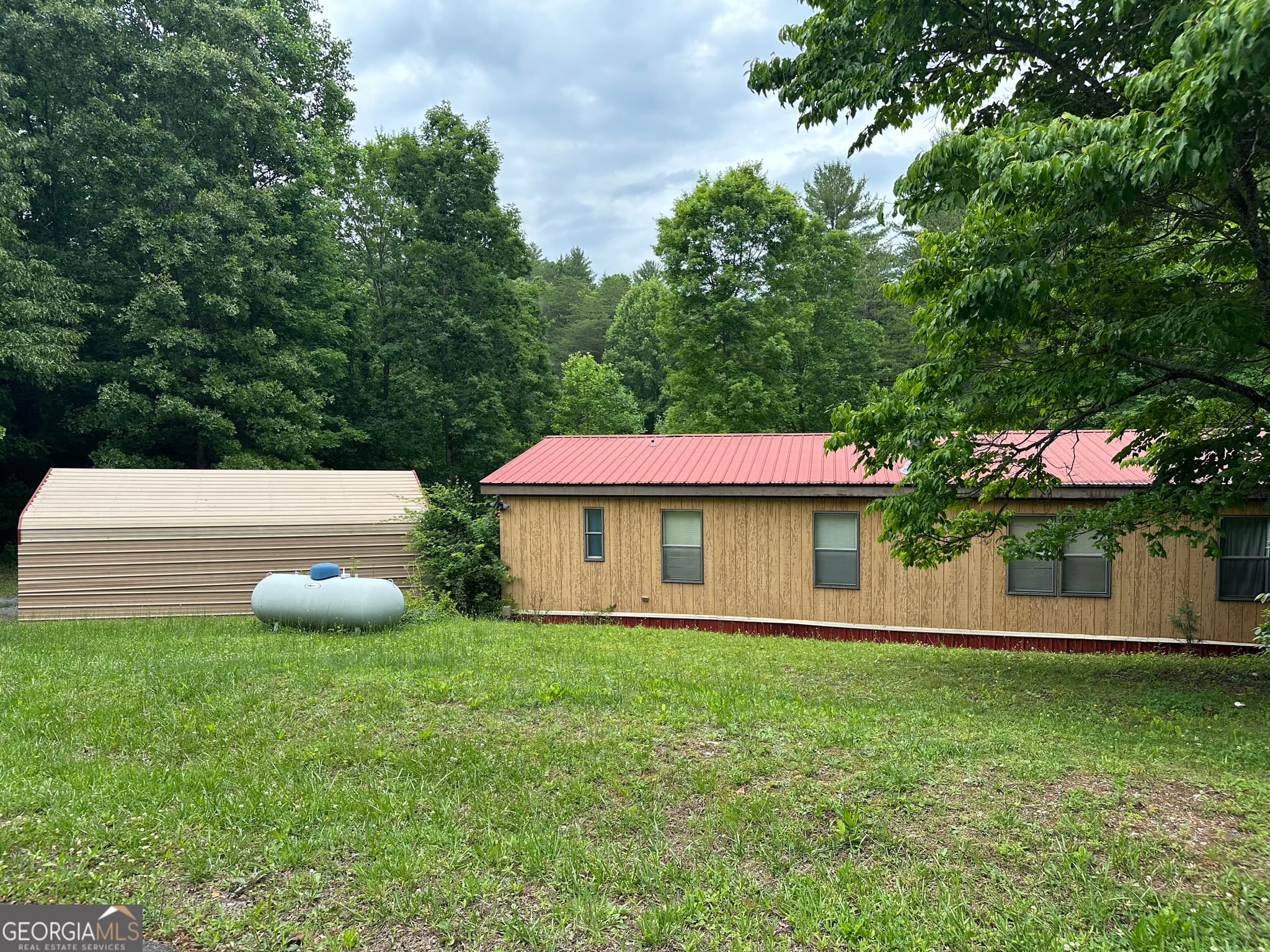 3 bedroom, 2 bathroom, 1,512 sq ft manufactured home,single family residence for sale at 665 Ridgeview Road, Morganton, GA 30560 — photo 2