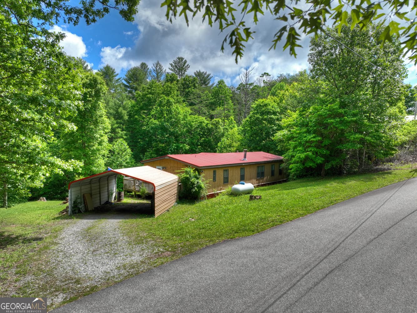 3 bedroom, 2 bathroom, 1,512 sq ft manufactured home,single family residence for sale at 665 Ridgeview Road, Morganton, GA 30560 — photo 10