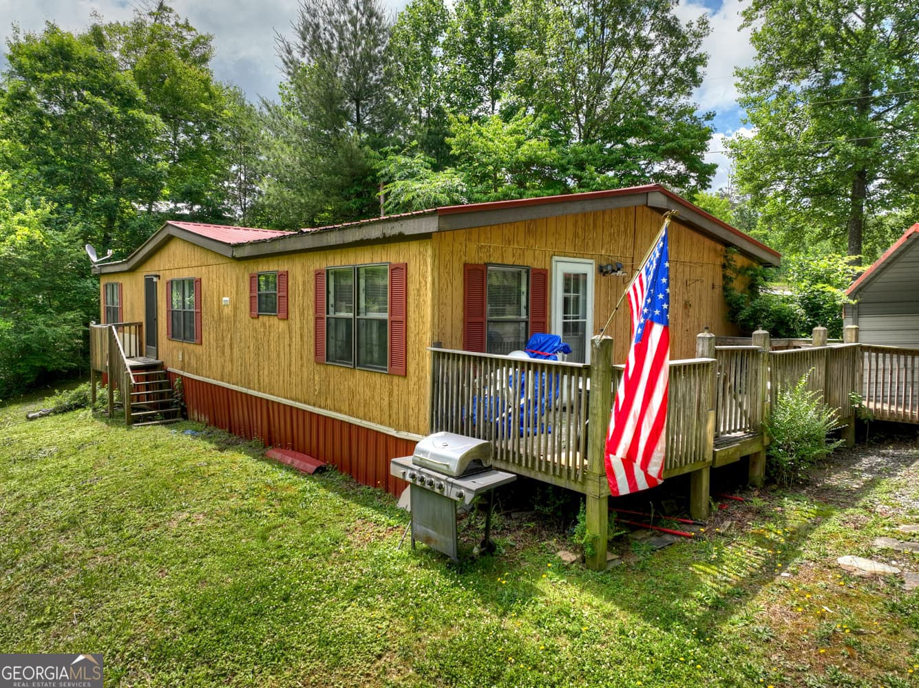 3 bedroom, 2 bathroom, 1,512 sq ft manufactured home,single family residence for sale at 665 Ridgeview Road, Morganton, GA 30560 — photo 4