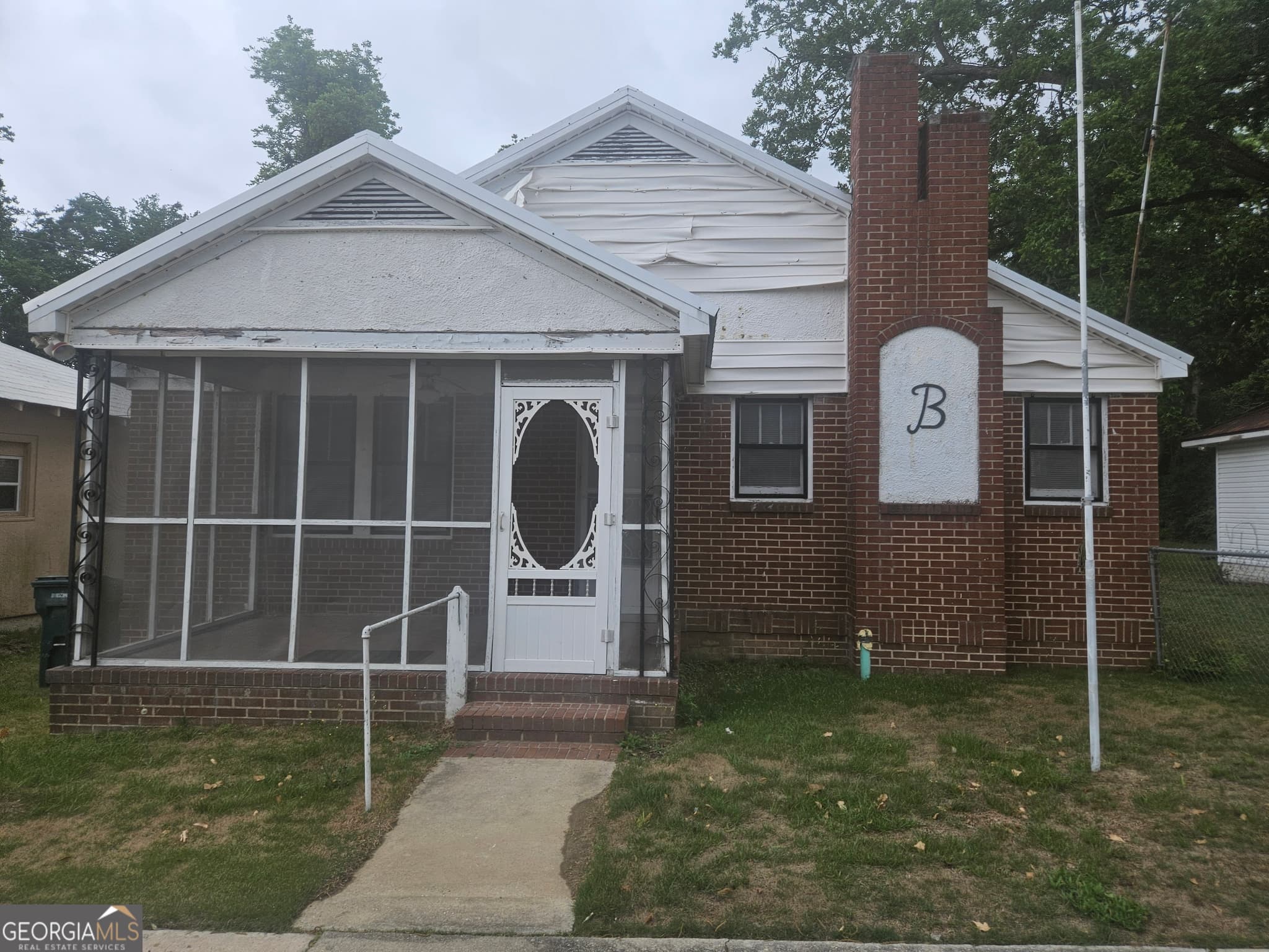 2 bedroom, 2 bathroom, 1,089 sq ft single family residence for sale at 133 Hendrix Street, Millen, GA 30442