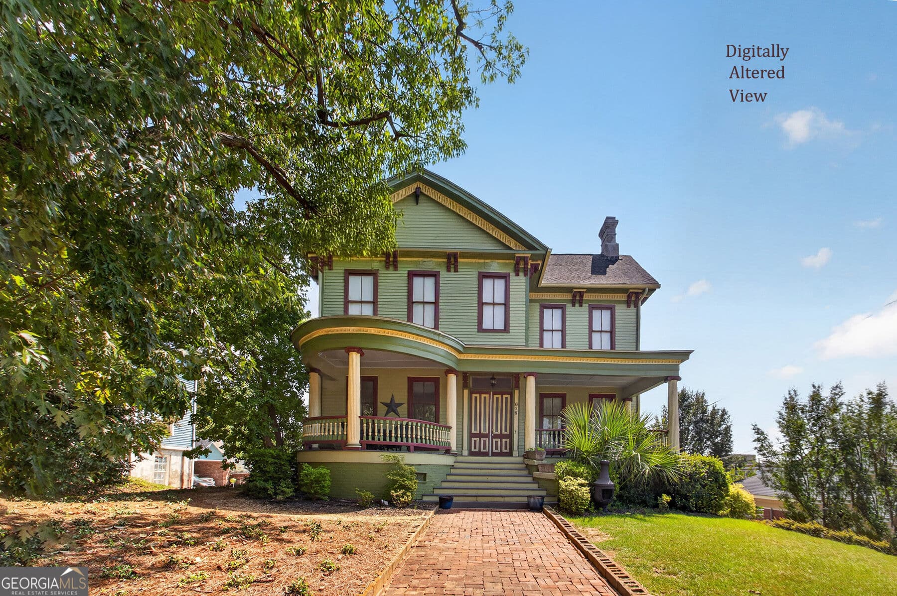 4 bedroom, 3 bathroom, 3,168 sq ft single family residence for sale at 676 College Street, Macon, GA 31201 — photo 2