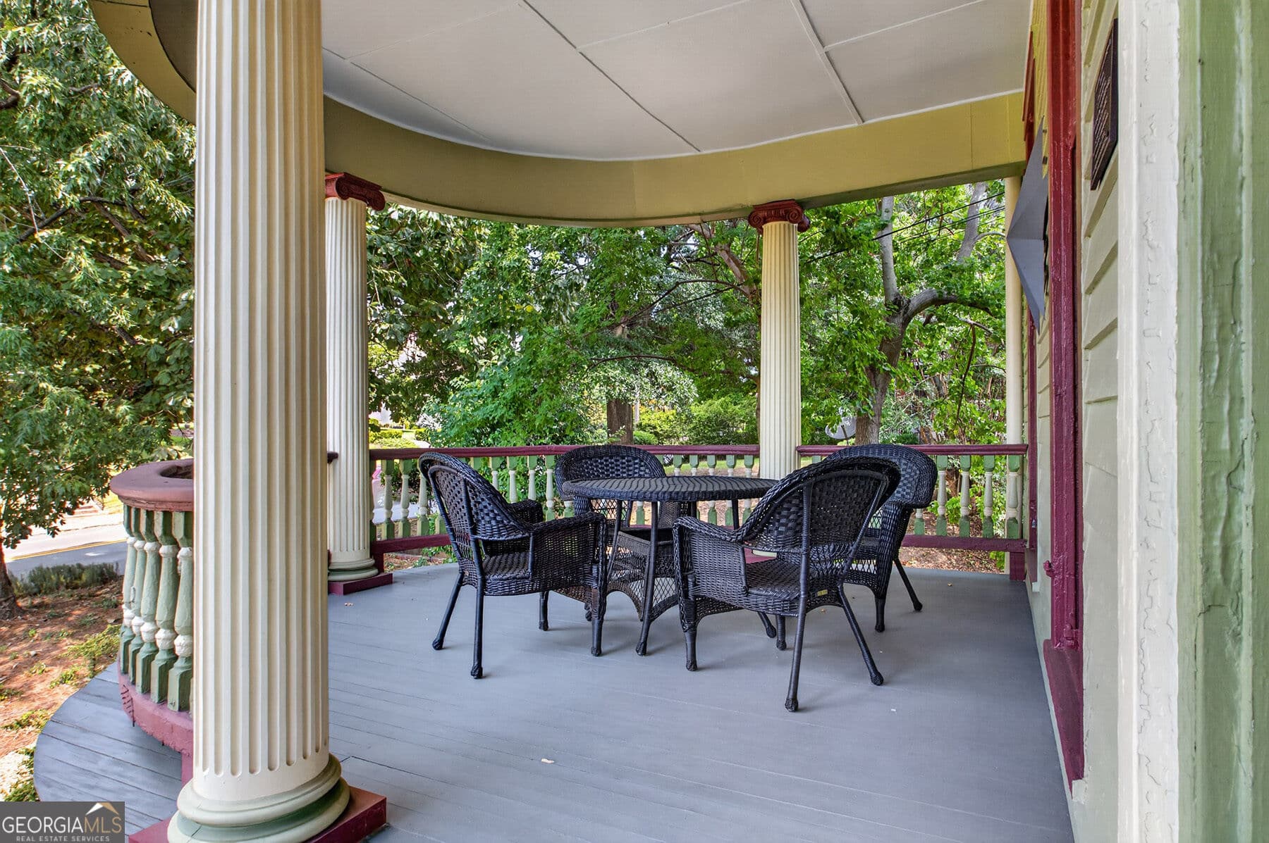 4 bedroom, 3 bathroom, 3,168 sq ft single family residence for sale at 676 College Street, Macon, GA 31201 — photo 4