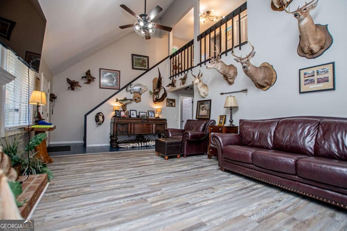 3 bedroom, 2 bathroom, 2,302 sq ft single family residence for sale at 122 Mill Stream, Carrollton, GA 30117 — photo 7