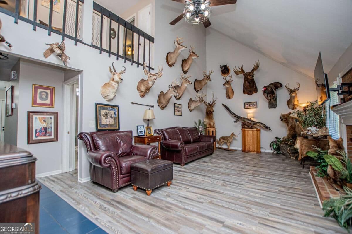 3 bedroom, 2 bathroom, 2,302 sq ft single family residence for sale at 122 Mill Stream, Carrollton, GA 30117 — photo 9