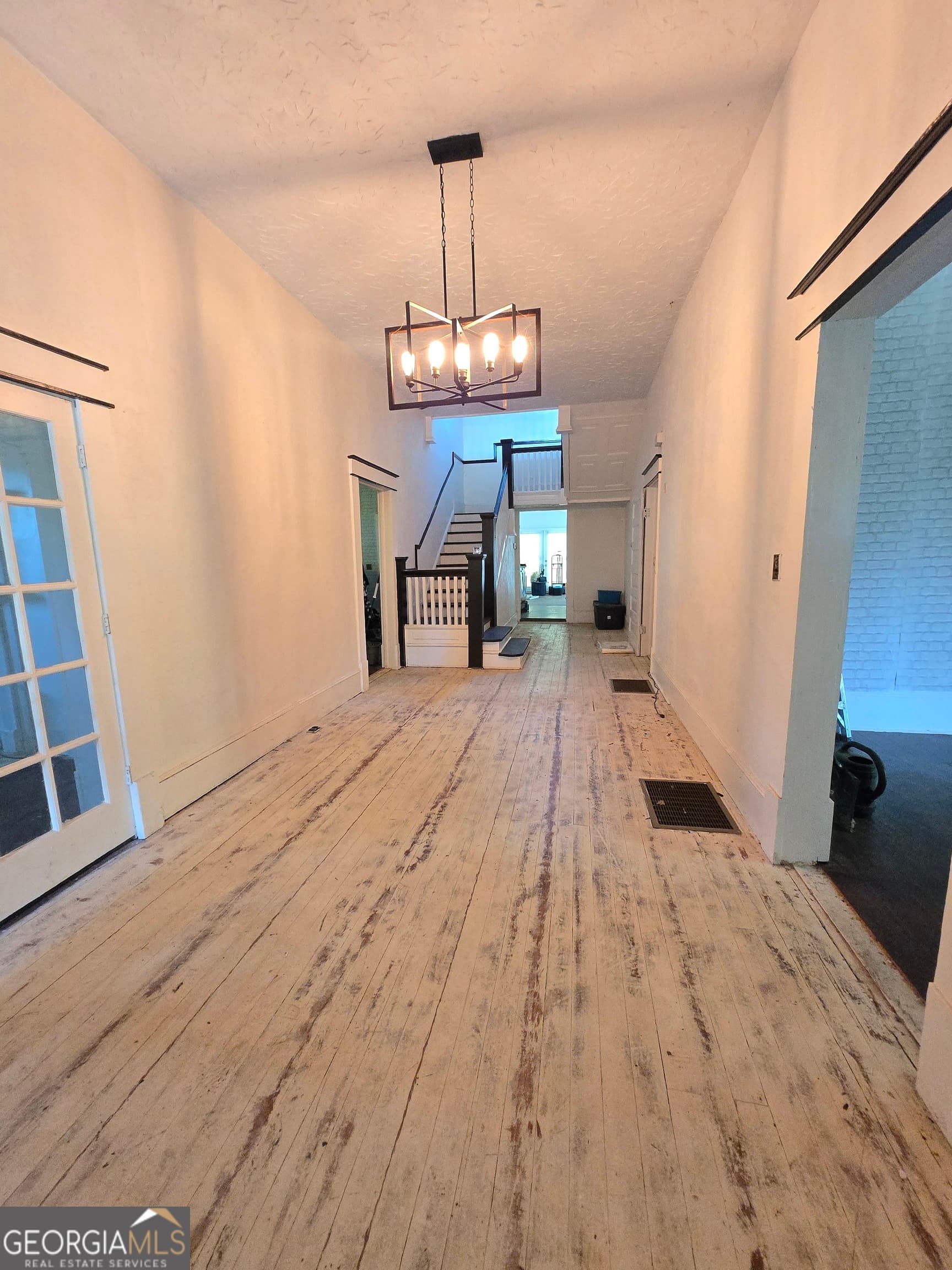 4 bedroom, 2.5 bathroom, 3,872 sq ft single family residence for sale at 246 Newnan Street, Franklin, GA 30217 — photo 8