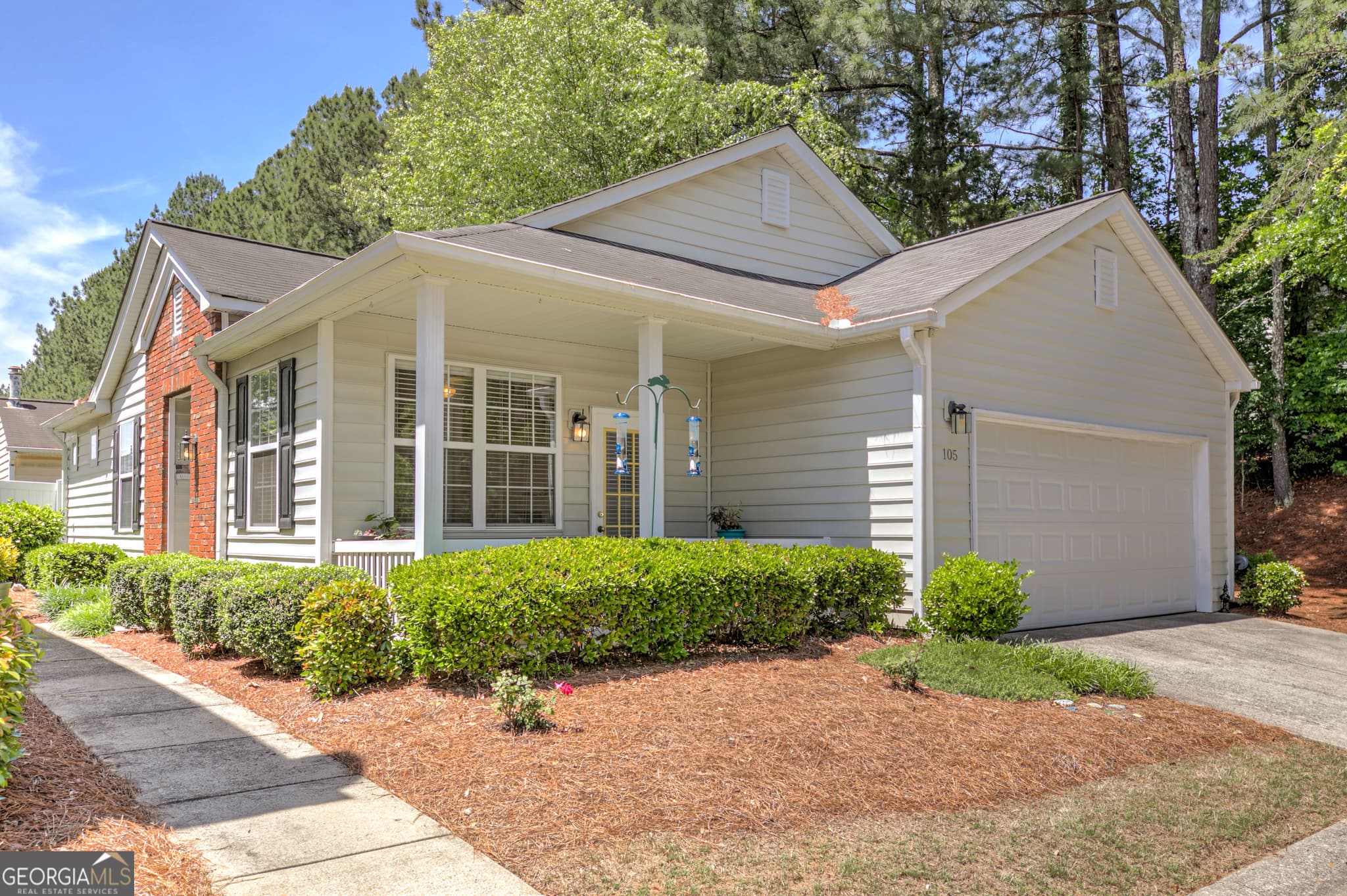 2 bedroom, 2 bathroom, 982 sq ft single family residence sold at 105 Windcroft Circle, Acworth, GA 30101