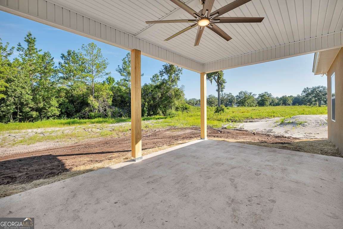 3 bedroom, 2 bathroom, 1,979 sq ft single family residence for sale at 254 Satilla Sands Drive, Waynesville, GA 31566 — photo 4