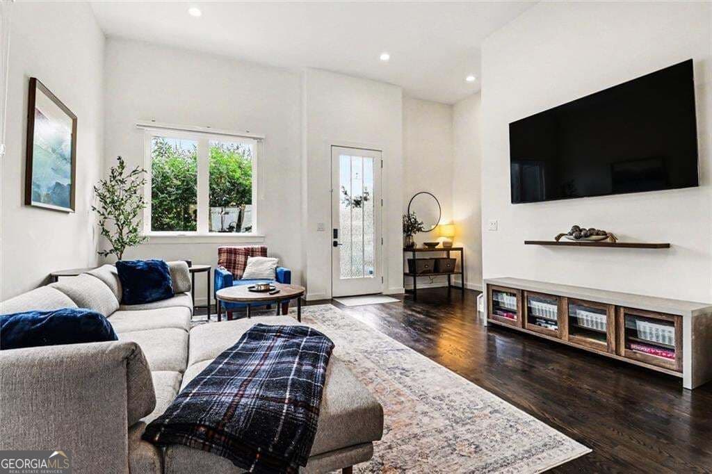3 bedroom, 3.5 bathroom, 2,349 sq ft townhouse for sale at 2174 NE Bristol Cove, Atlanta, GA 30341 — photo 9