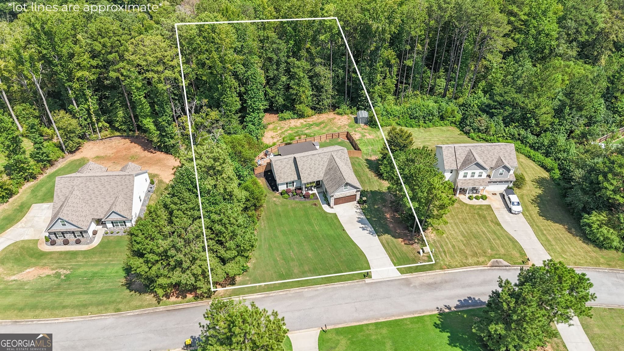 3 bedroom, 2 bathroom, 1,812 sq ft single family residence for sale at 43 Hilltop Place, Newnan, GA 30263 — photo 2