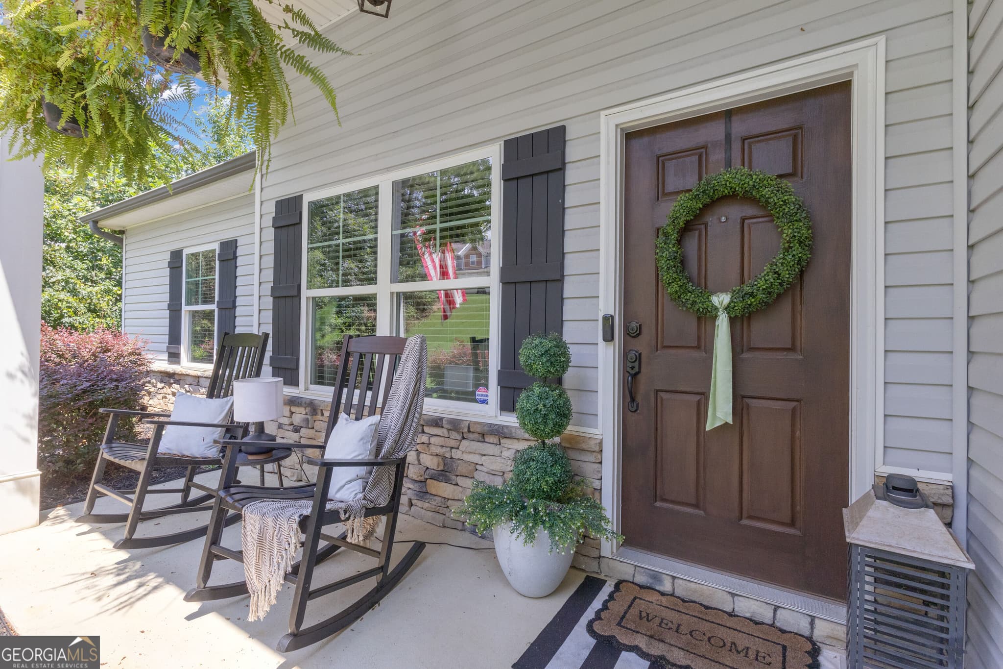 3 bedroom, 2 bathroom, 1,812 sq ft single family residence for sale at 43 Hilltop Place, Newnan, GA 30263 — photo 5