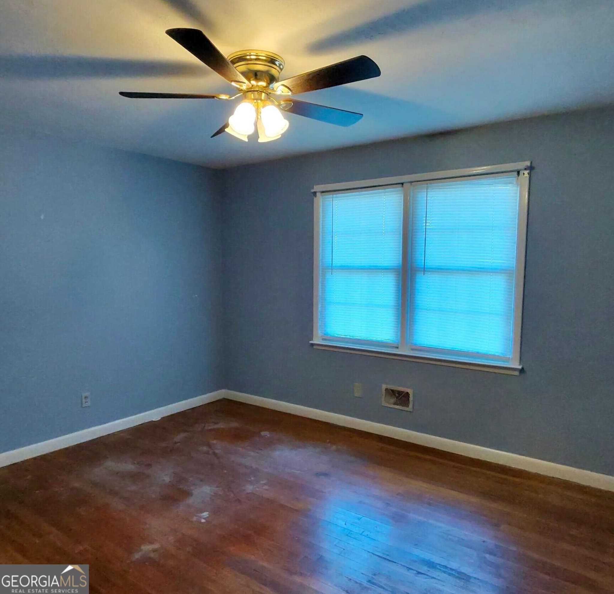 3 bedroom, 1.5 bathroom, 1,858 sq ft single family residence for sale at 110 Lee Street, Centerville, GA 31028 — photo 6