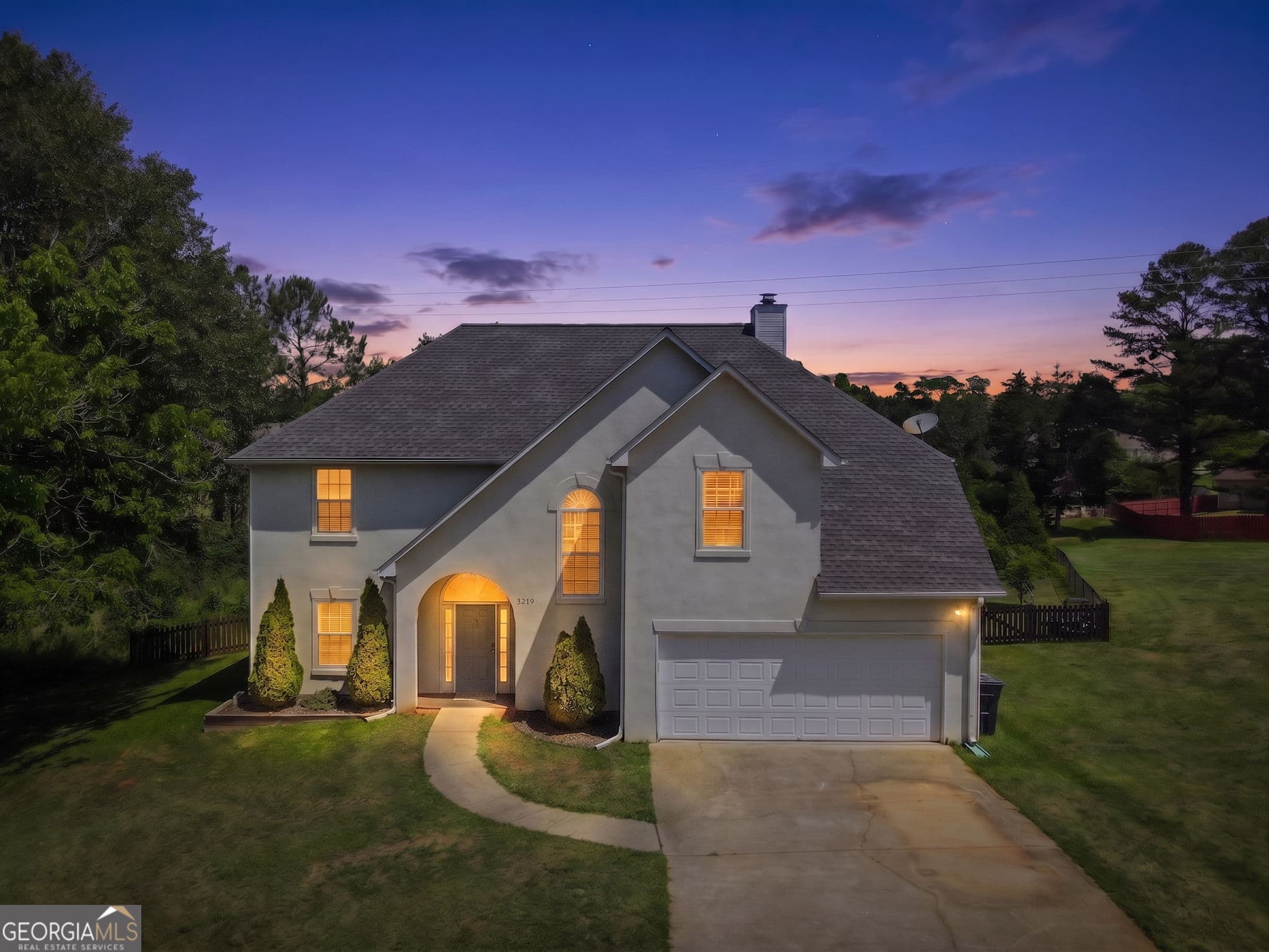 3 bedroom, 2.5 bathroom, 2,164 sq ft single family residence for sale at 3219 Lindas Circle, Conyers, GA 30013 — photo 6