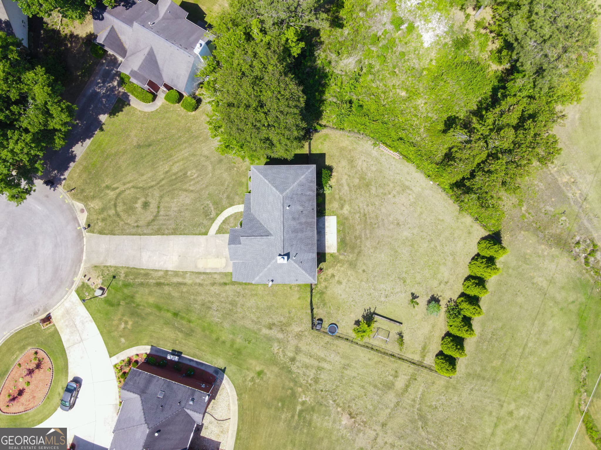 3 bedroom, 2.5 bathroom, 2,164 sq ft single family residence for sale at 3219 Lindas Circle, Conyers, GA 30013 — photo 10