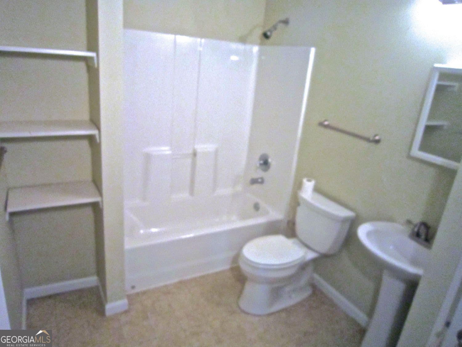2 bedroom, 2 bathroom, 1,816 sq ft single family residence for sale at 734 McDonough Boulevard, Atlanta, GA 30315 — photo 9