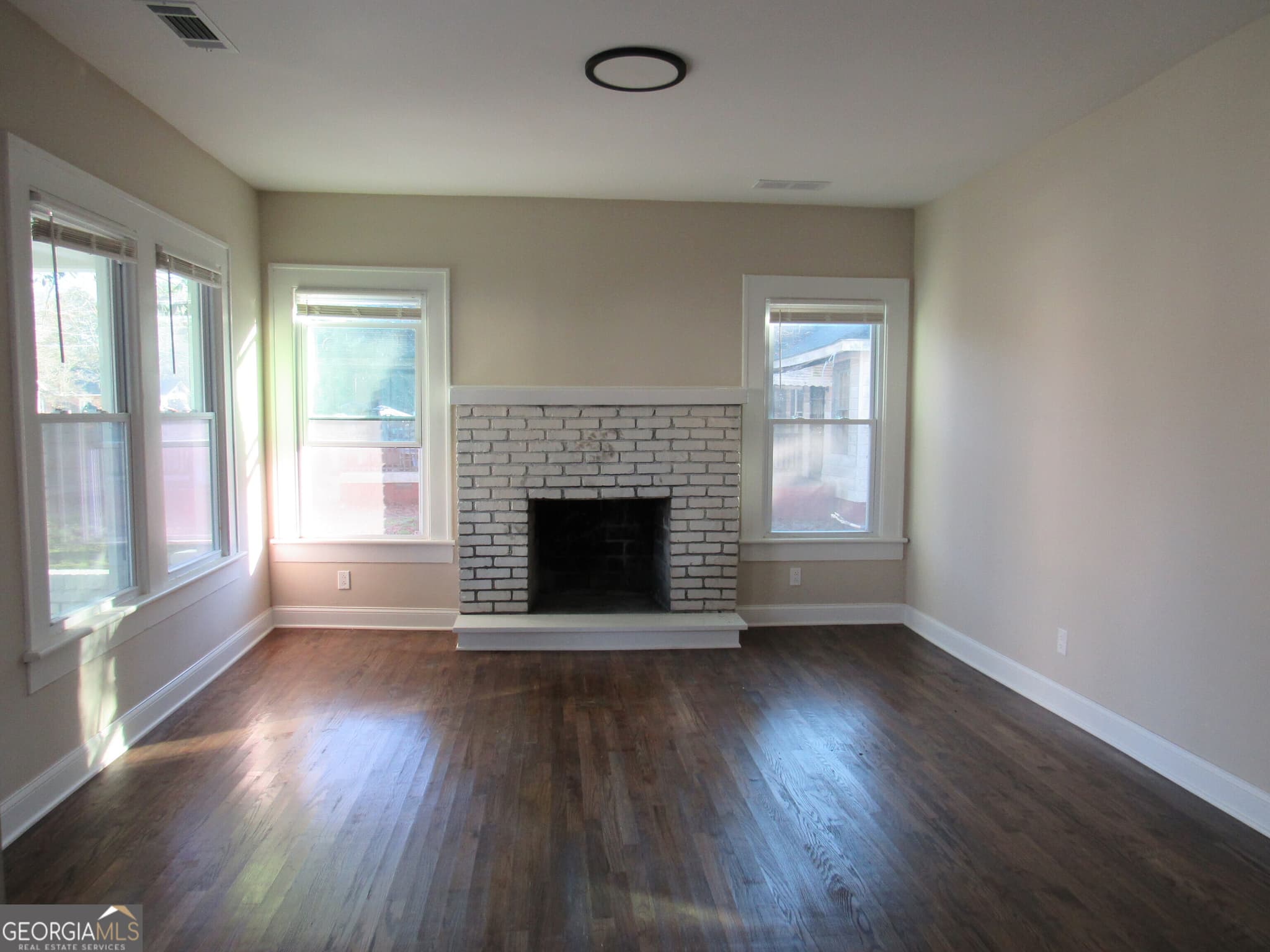 4 bedroom, 3 bathroom, 1,924 sq ft single family residence for sale at 4209 Capitol Avenue, Macon, GA 31206 — photo 7