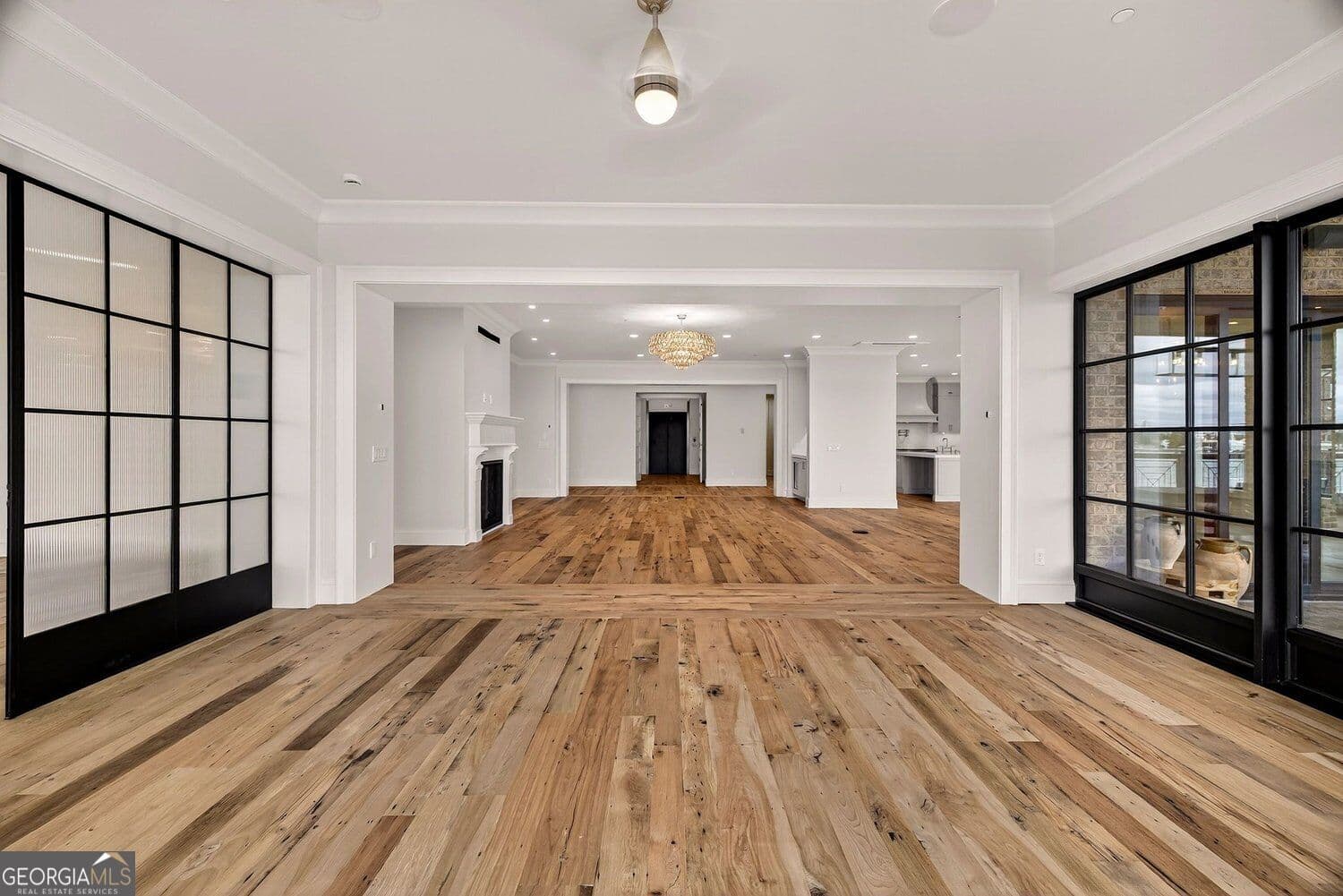 3 bedroom, 3.5 bathroom, 4,515 sq ft condominium for sale at 440 Geo Meyer Avenue 1, Savannah, GA 31401 — photo 9