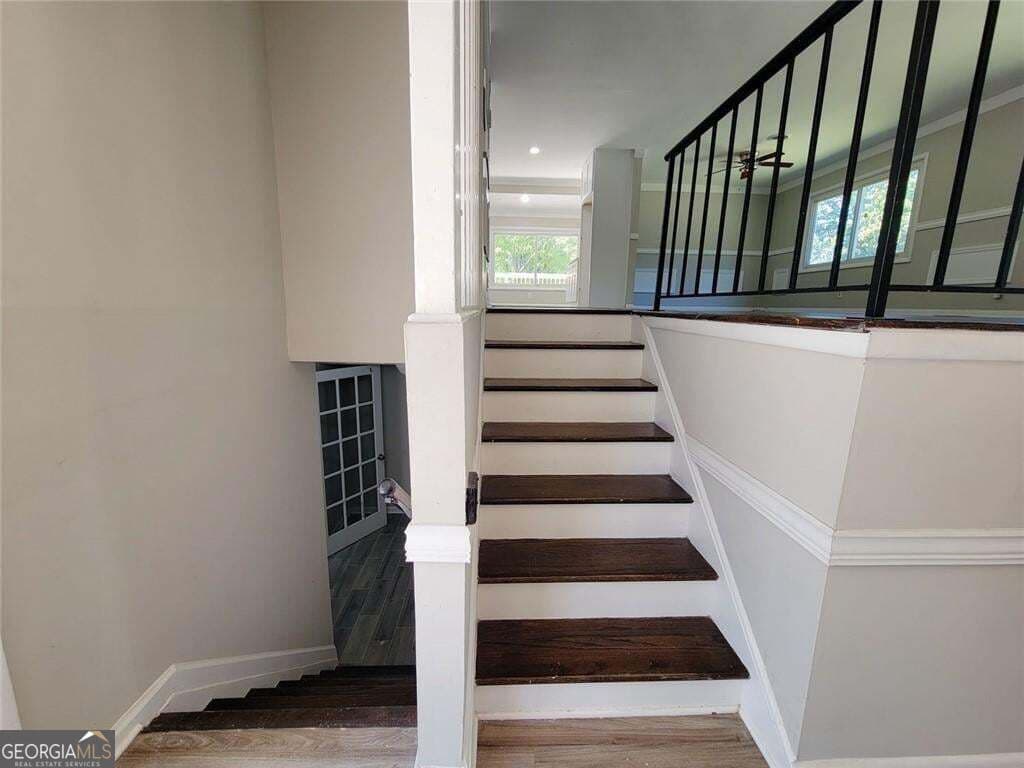 6 bedroom, 2 bathroom, 3,877 sq ft single family residence for sale at 3623 Broadview Court, Decatur, GA 30032 — photo 10