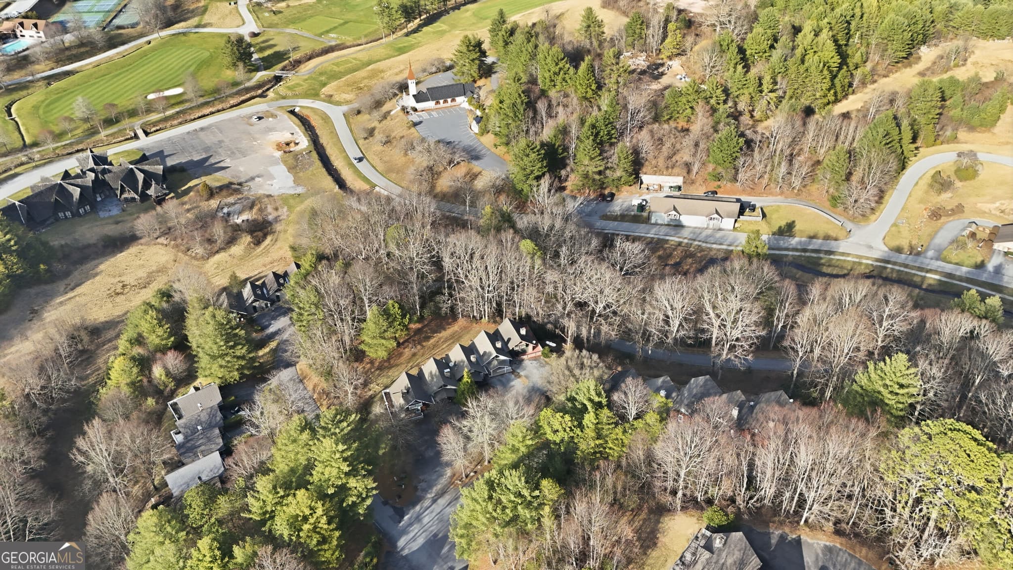 3 bedroom, 3 bathroom, 1,440 sq ft townhouse under contract at 3 Berkshire Lane 5, Sky Valley, GA 30537 — photo 6