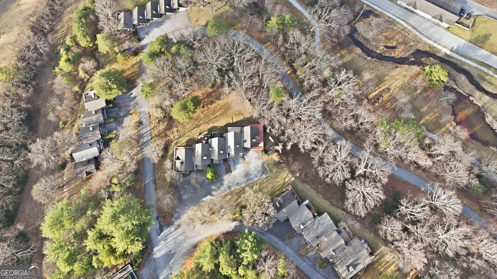 3 bedroom, 3 bathroom, 1,440 sq ft townhouse under contract at 3 Berkshire Lane 5, Sky Valley, GA 30537 — photo 9